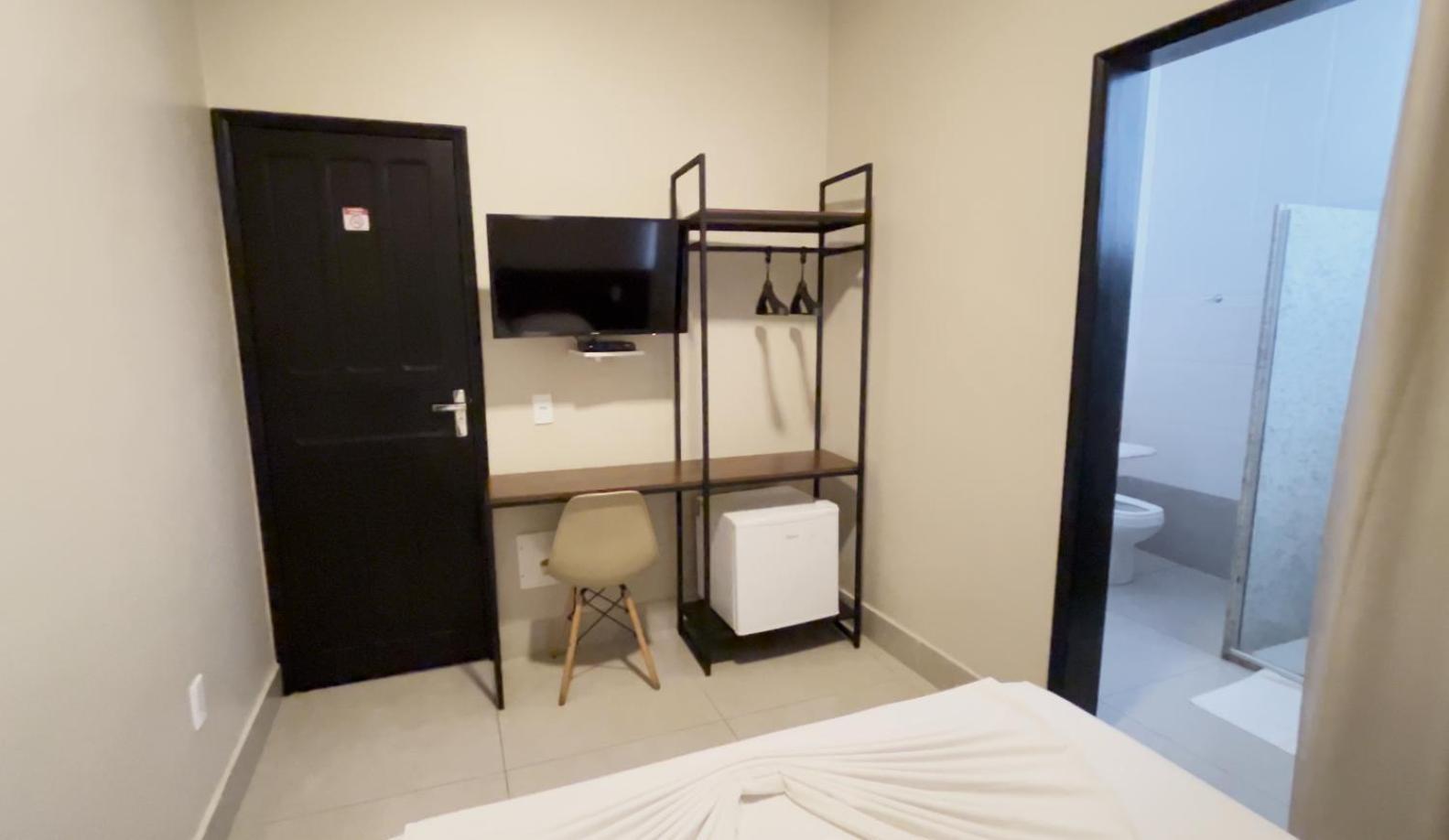 Hotel Beira Rio Teófilo Otoni Buitenkant foto