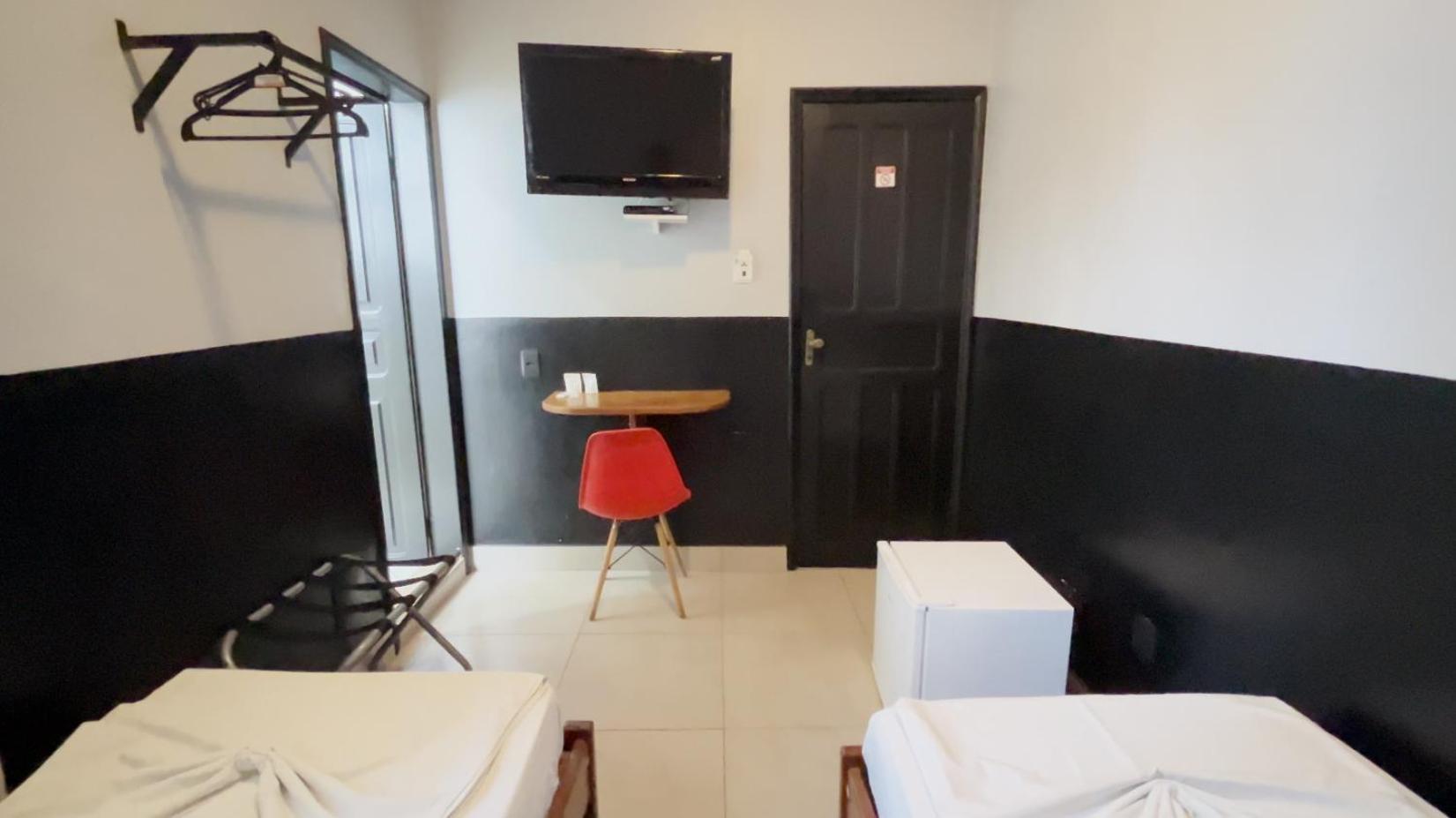 Hotel Beira Rio Teófilo Otoni Buitenkant foto