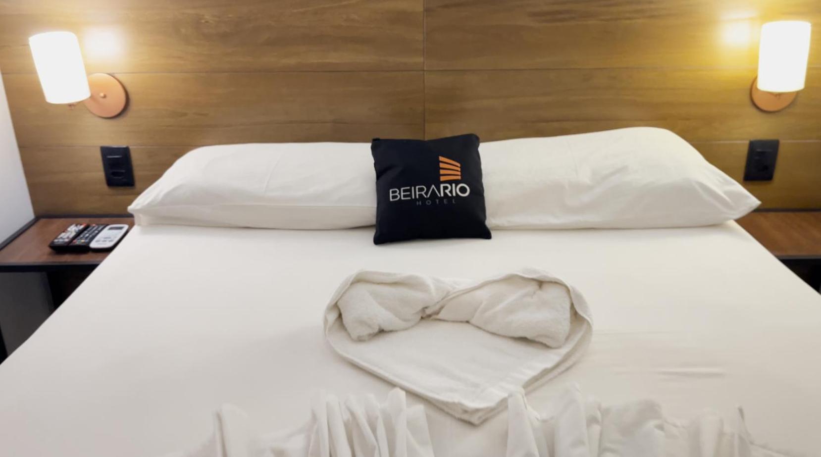Hotel Beira Rio Teófilo Otoni Buitenkant foto