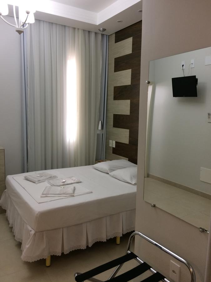 Hotel Beira Rio Teófilo Otoni Buitenkant foto