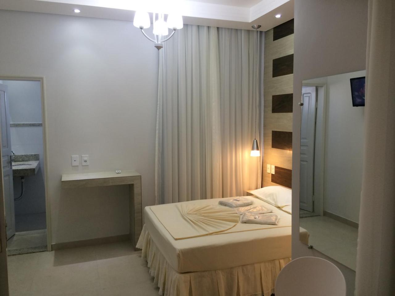 Hotel Beira Rio Teófilo Otoni Buitenkant foto